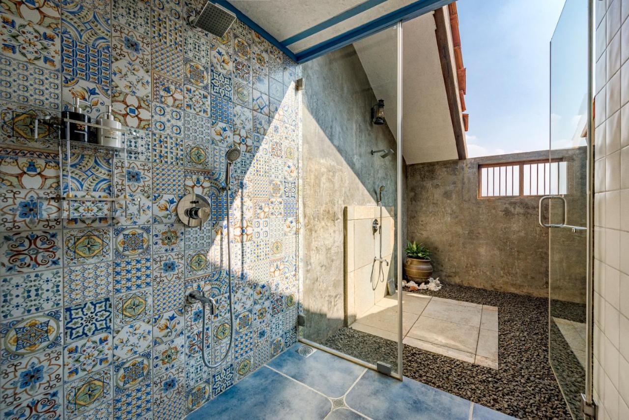 Saffronstays Anantham, Kamshet - Pet-Friendly Lakefront Villa With A Huge Verandah Nethersole Dam Exterior photo