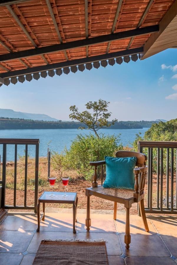 Saffronstays Anantham, Kamshet - Pet-Friendly Lakefront Villa With A Huge Verandah Nethersole Dam Exterior photo