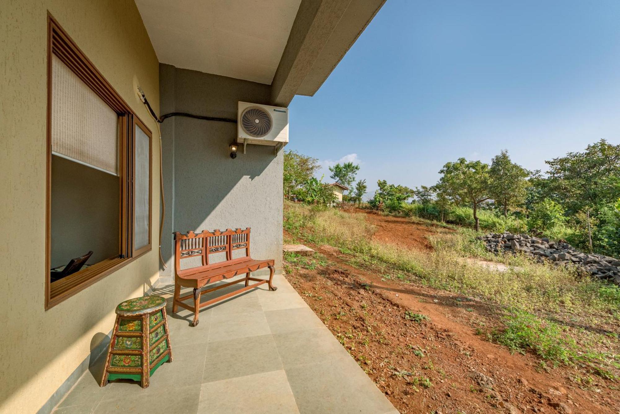 Saffronstays Anantham, Kamshet - Pet-Friendly Lakefront Villa With A Huge Verandah Nethersole Dam Exterior photo