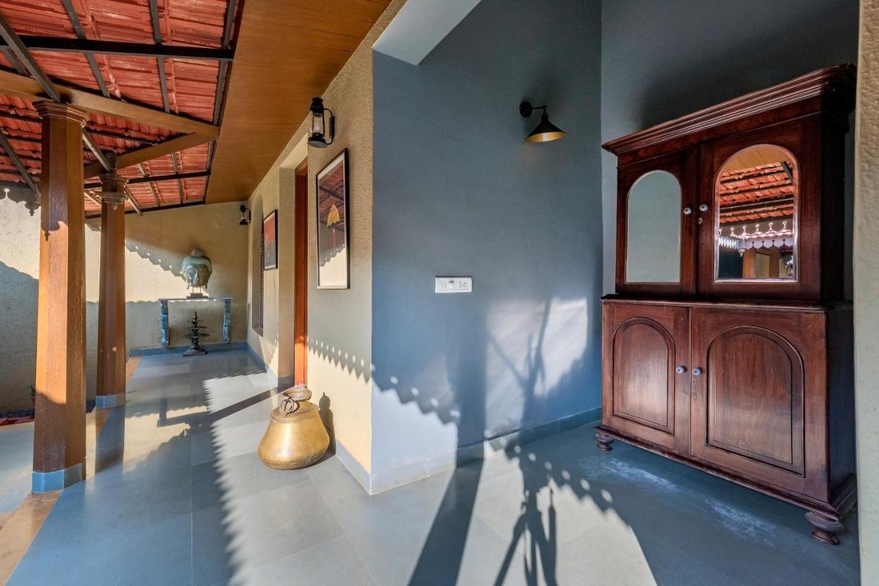 Saffronstays Anantham, Kamshet - Pet-Friendly Lakefront Villa With A Huge Verandah Nethersole Dam Exterior photo